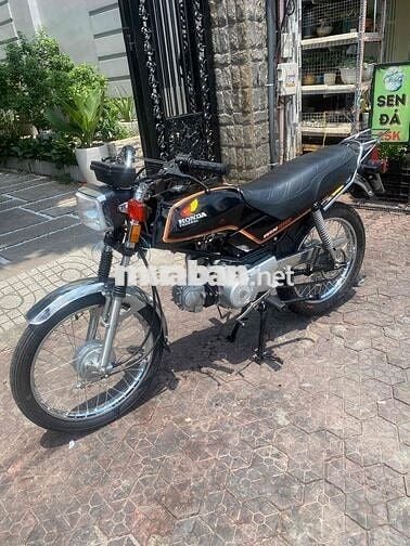 Honda Win 100 Đen mới tinh