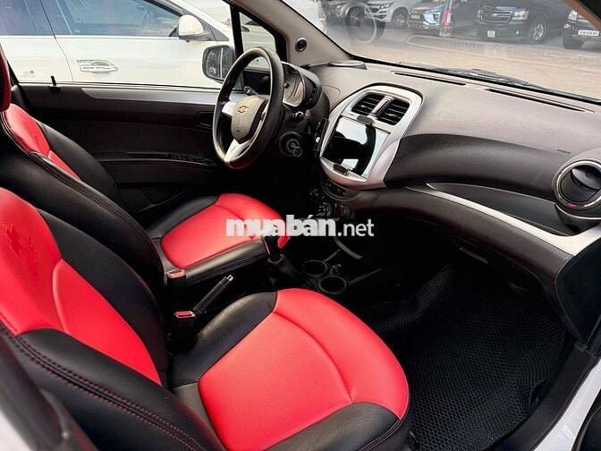 Chevrolet Spark 1.2LS 2018 Số sàn Trắng 78.000 km