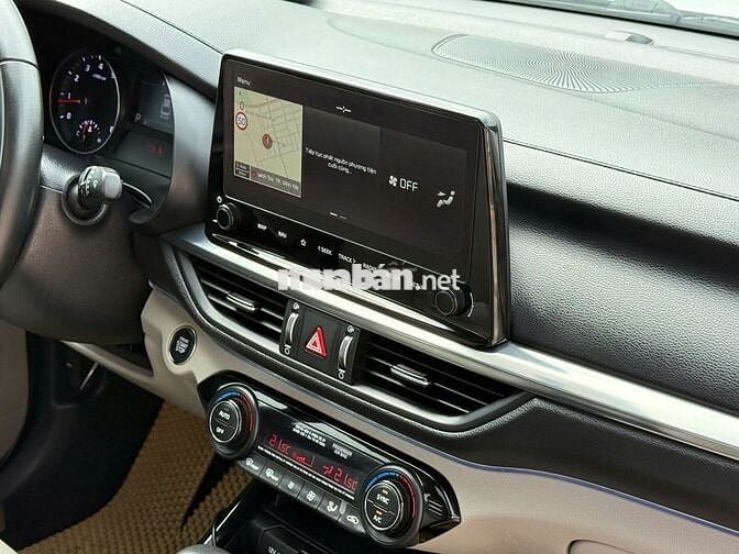 KIA Cerato 2019 1.6 AT Luxury Trắng