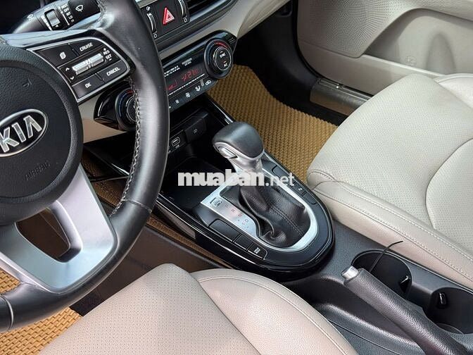 KIA Cerato 2019 1.6 AT Luxury Trắng