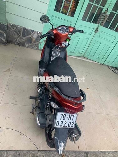Yamaha Novo LX 2025 màu Đỏ