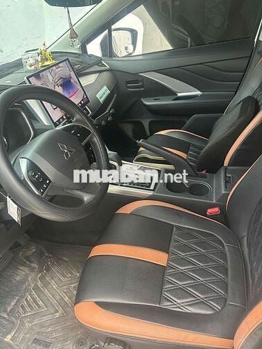 Mitsubishi Xpander Eco 7 chỗ Trắng 15.493 km