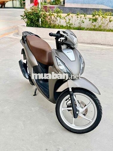 Honda Vision Cổ Điển 2025 Xám Tự động
