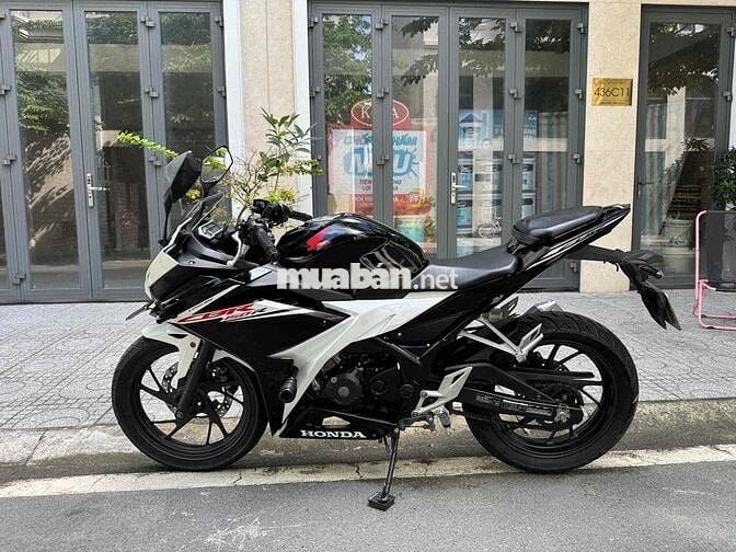 Honda CBR150 2018 chính chủ biển số thành phố