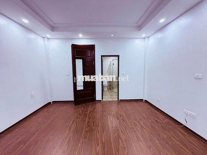 Nhà Bồ Đề Dân Xây - Nở Hậu - Ô Tô qua Cửa Nhà - Ngõ Thông Hồng Tiến