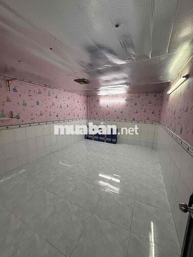 nhà thuê 95 Lê tấn bê an lạc bình Tân DT 52m giá 4tr