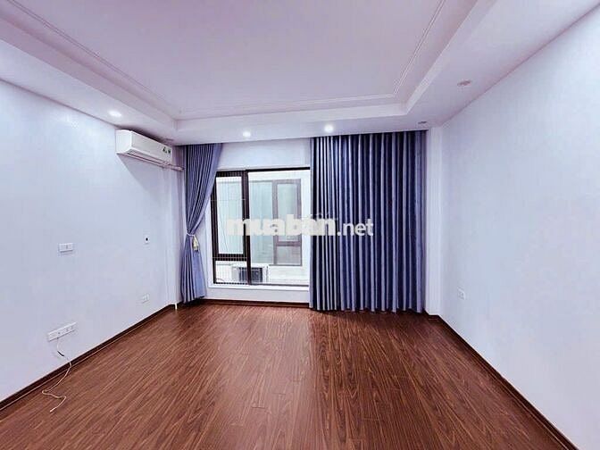 Nhà Bồ Đề Dân Xây - Nở Hậu - Ô Tô qua Cửa Nhà - Ngõ Thông Hồng Tiến