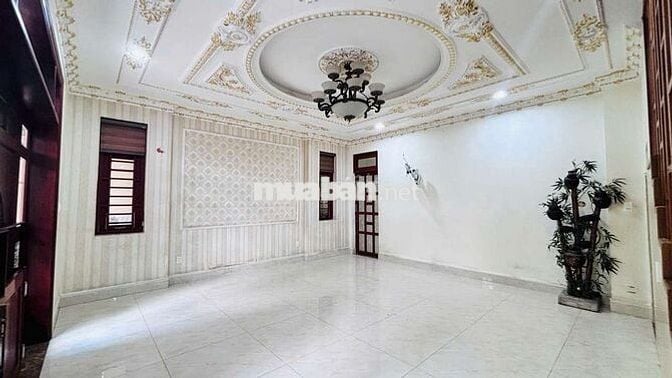 Mặt Bằng Kinh Doanh Đẹp Hiệp Bình Phước – 500m², Có Kiot Riêng