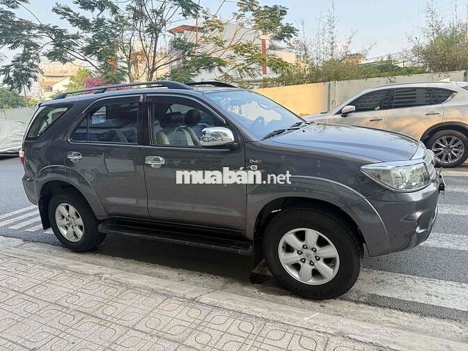 Toyota Fortuner D4D Dầu Xám