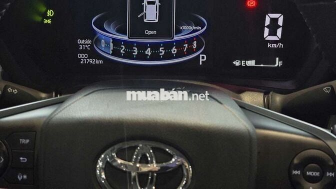 Toyota Veloz Cross Top 2022 1.5CVT,màu trắng,2v1km