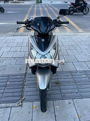 Suzuki Hayate Bạc, Đen