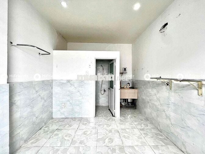 CHO THUÊ PHÒNG CỬA SỔ TRỜI CHỈ TÍNH ĐIỆN NƯỚC Ở ĐẦM SEN KÊNH TÂN HÓA