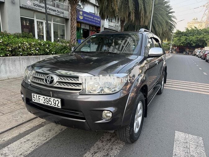 Toyota Fortuner D4D Dầu Xám
