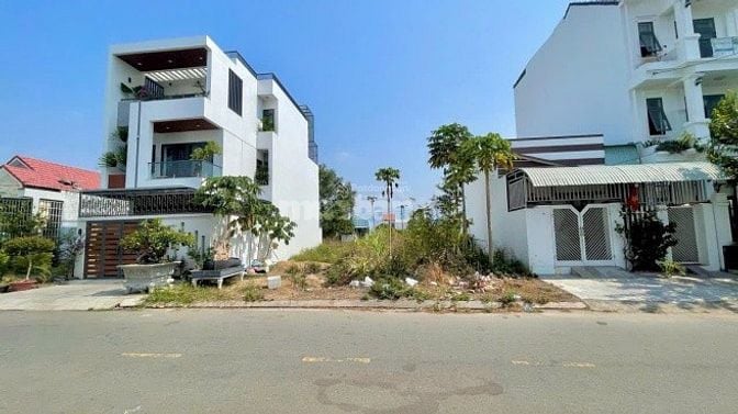 Bán gấp mảnh đất 102m2, mặt tiền 9m Hoà Lạc ĐHQG -FPT phân lô ô tô bàn