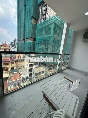 CHO THUÊ TÒA NHÀ MẶT TIỀN  - SỬ DỤNG 250M2 TRUNG TÂM QUẬN 1