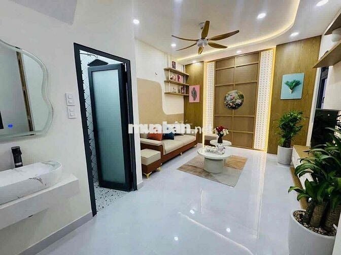 Nhà 4 Tầng Góc 2 Mặt Tiền Hẻm Trương Quốc Dung-Phú Nhuận