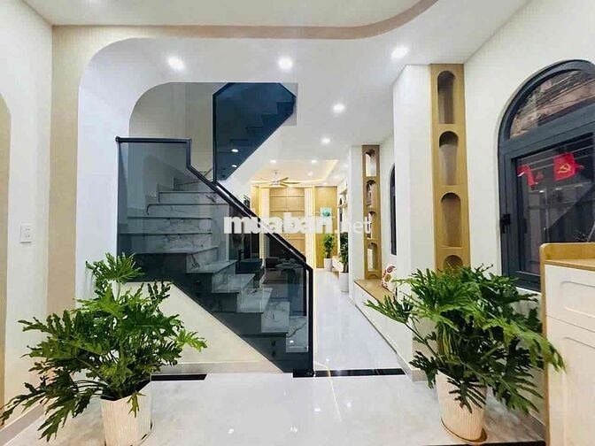 Nhà 4 Tầng Góc 2 Mặt Tiền Hẻm Trương Quốc Dung-Phú Nhuận