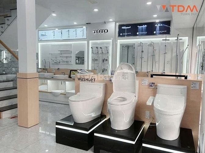 Nhân viên kinh doanh và bán hàng