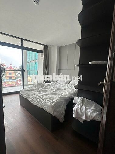 CHO THUÊ TÒA NHÀ MẶT TIỀN  - SỬ DỤNG 250M2 TRUNG TÂM QUẬN 1