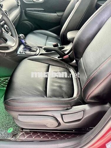 Hyundai Kona 2018 2.0 AT Tiêu Chuẩn Đỏ