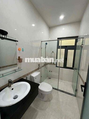 Nhà lầu Mặt Tiền Nguyễn Văn Hoa phường Thống Nhất - chỉ 5 tỷ