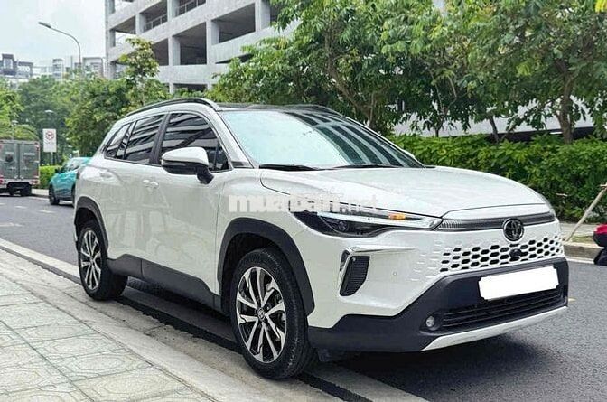 Toyota Corolla Cross 1.8V 2024 Trắng