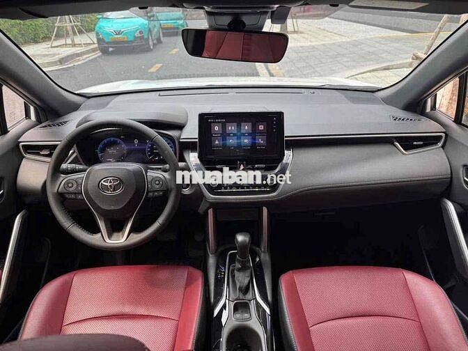 Toyota Corolla Cross 1.8V 2024 Trắng