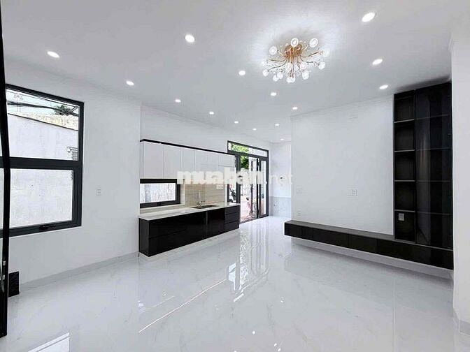 Bán nhà lầu phường Bửu Long đường xe hơi. Cách đường ven sông 50m