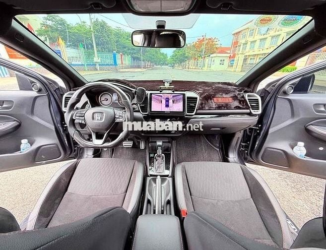 Honda City 2022 RS 30.000km đã lên full đồ chơi