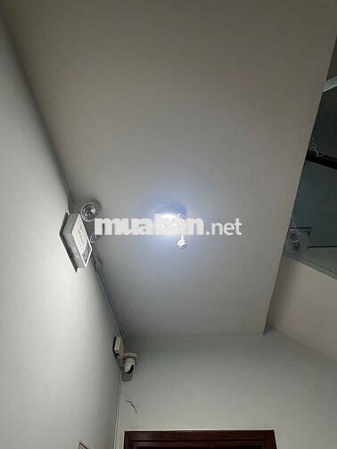 Phòng trọ Q8 mặt tiền Tạ Quang Bửu, ưu tiên nữ, tự do 24/7, có AC