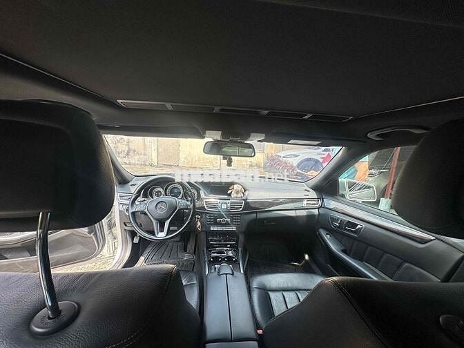 Mercedes-Benz E 250 Bạc 140.987 km