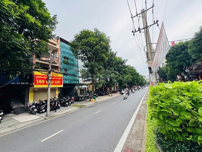 Cho thuê nhà mặt tiền 117-119 Bàu Cát Đôi,8x18m,1 trệt 2 lầu,Giá 120