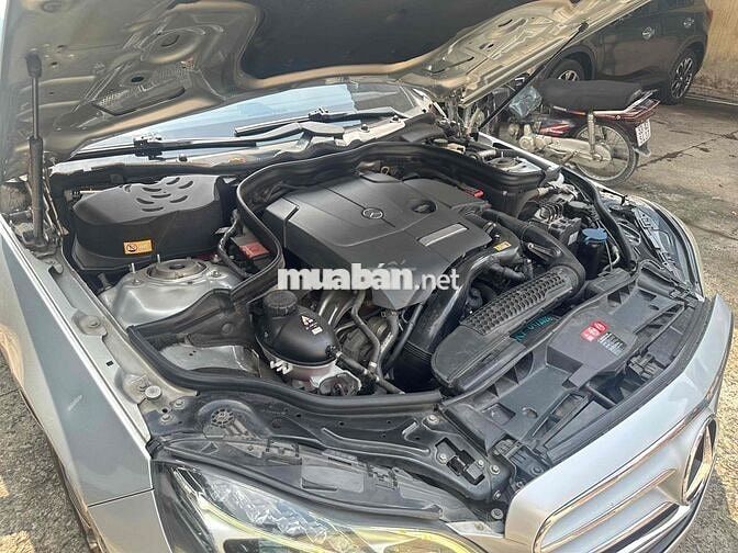 Mercedes-Benz E 250 Bạc 140.987 km
