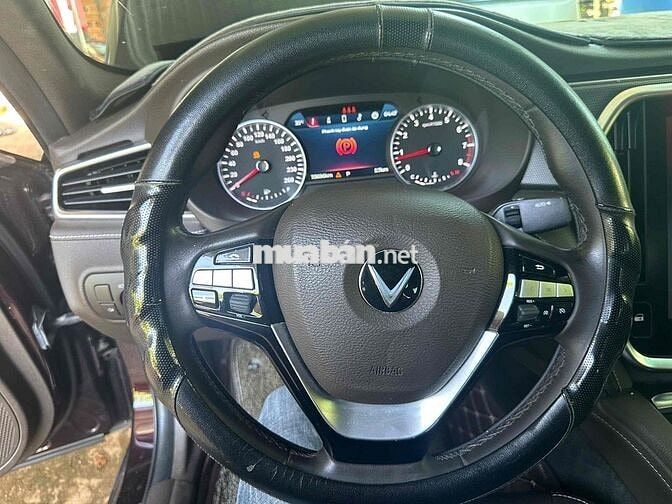 VinFast Lux A Base 2021 Đen 100000 km Tự động