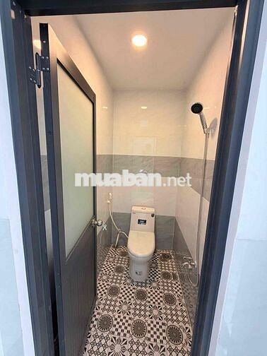 1 Trệt 1 Lầu 650. Hoàn thiện nội thất đẹp LH xem nhà