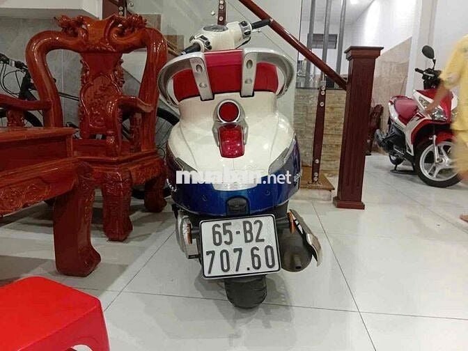 Peugeot Django Cổ điển Trắng, đỏ, xanh
