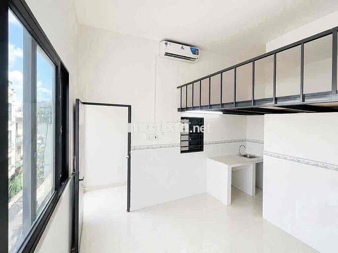 PHÒNG GÁC CAO CỬA SỔ TRỜI LỚN SIÊU THOÁNG NGAY CHỢ TÂN HƯƠNG - TÂN QUÝ