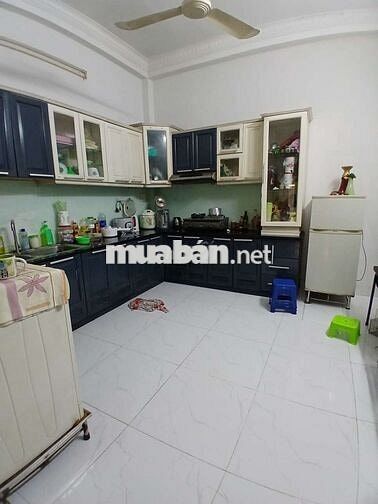 🏠CHO THUÊ NHÀ MT KINH DOANH-PHƯỜNG 15- TÂN BÌNH- DT 80M2- 3 TẦNG-XeHoi