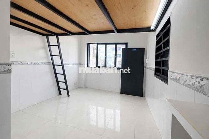 PHÒNG GÁC CAO CỬA SỔ TRỜI LỚN SIÊU THOÁNG NGAY CHỢ TÂN HƯƠNG - TÂN QUÝ
