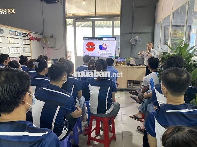 Tuyển Thợ May và Thợ Ủi ở Quận 12