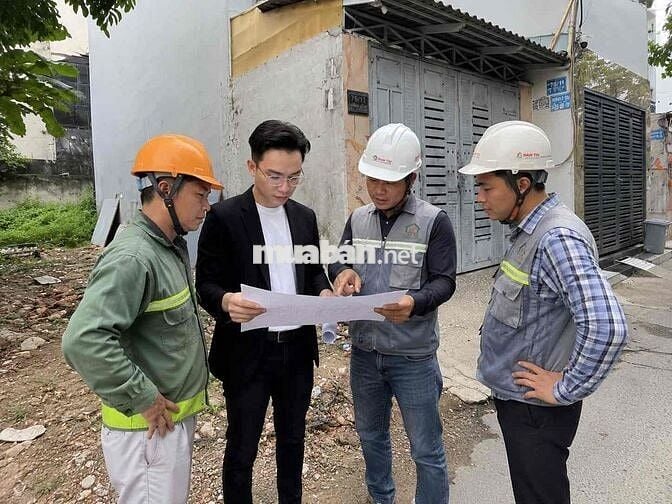 Bán đất đẹp khu phân lô , ngay Emart , 4x18.5m , hẻm 6m , chỉ 6.1 tỷ