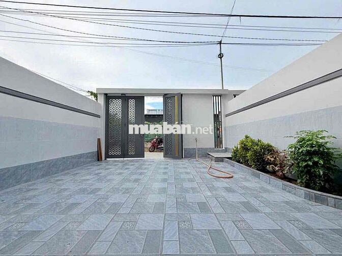 NHÀ PHỐ MỚI 100% – 1 TRỆT 1 LẦU TẠI ĐỨC HÒA ĐÔNG, LONG AN