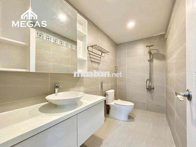 STUDIO HIỆN ĐẠI - Thoáng mát - FULL NỘI THẤT - ngay PHAN XÍCH LONG
