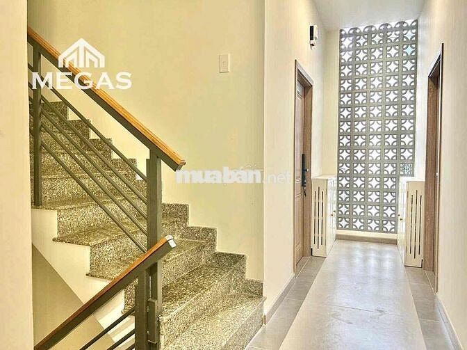DUPLEX mới 100% ngay LÊ VĂN SỸ - thang máy