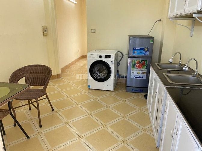 CHO THUÊ CĂN HỘ DT 40 m2, MẶT PHỐ THỢ NHUỘM