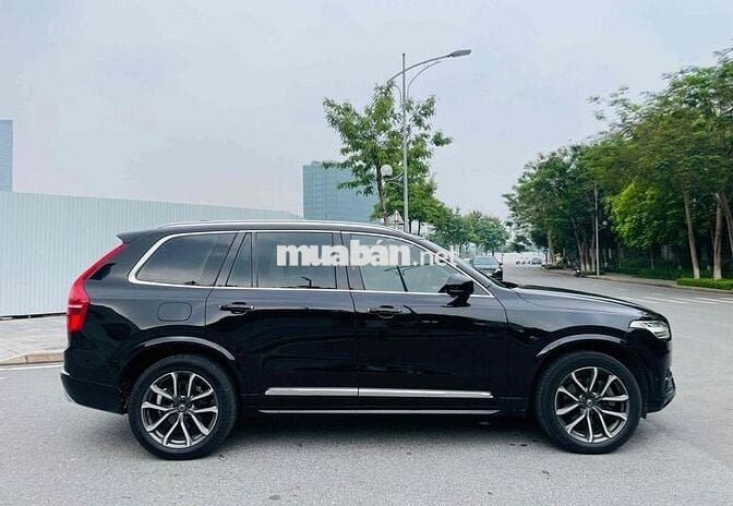 Volvo XC90 T6 2016 Nhập khẩu màu Đen