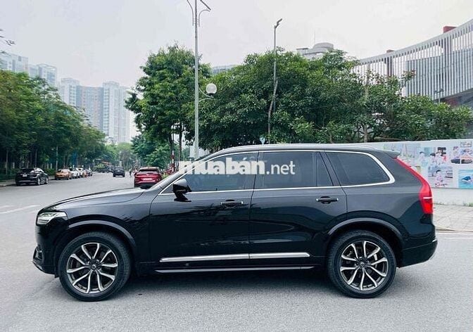 Volvo XC90 T6 2016 Nhập khẩu màu Đen