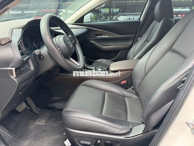 Mazda CX-30 Luxury 2024 Trắng 18.000 km