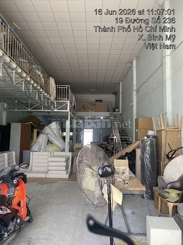 Cần bán nhà làm công ty kiêm kho hàng. Dt đất 385m2. dt sử dụng 550m2