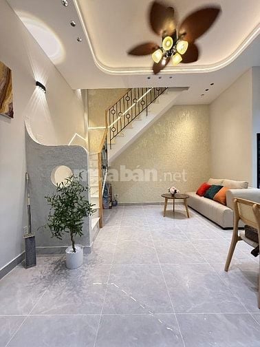 BÁN Nhà phố hẻm xe hơi khu vực trung tâm Q5